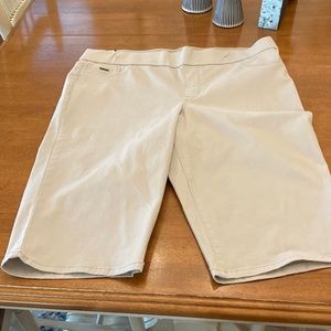 NEW Nine West Heidi Pull-on crop pants, size 14